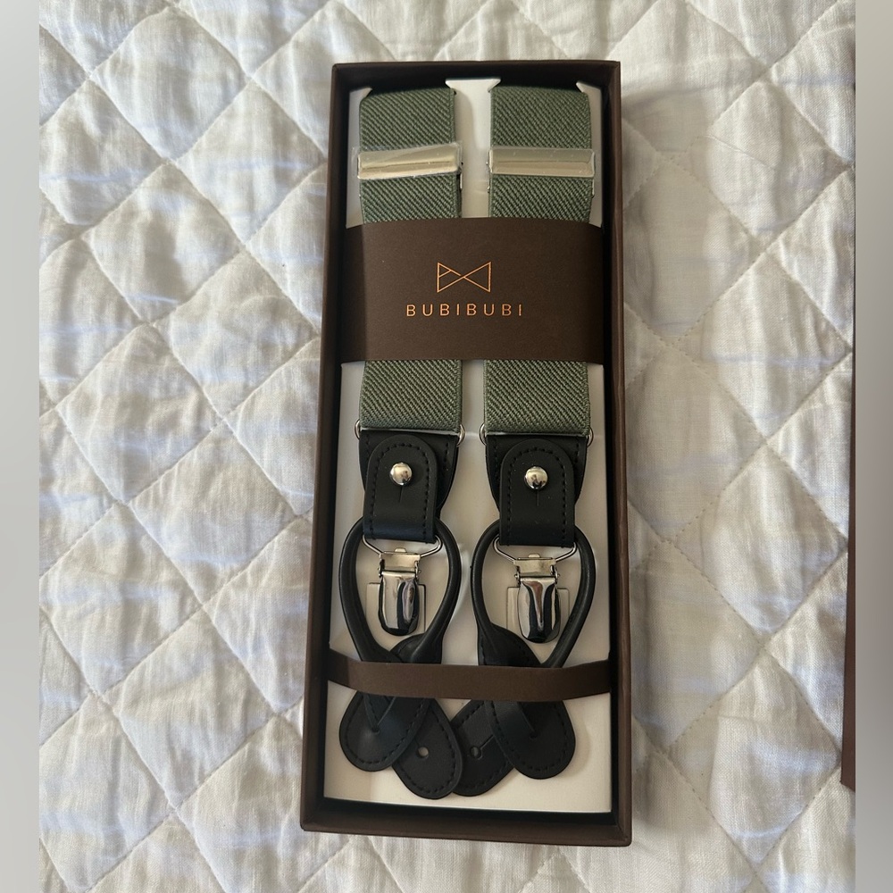 Suspenders sage color
